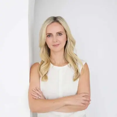 Please contact Louise to discuss your interior requirements or to visit the design studio by appointment only.