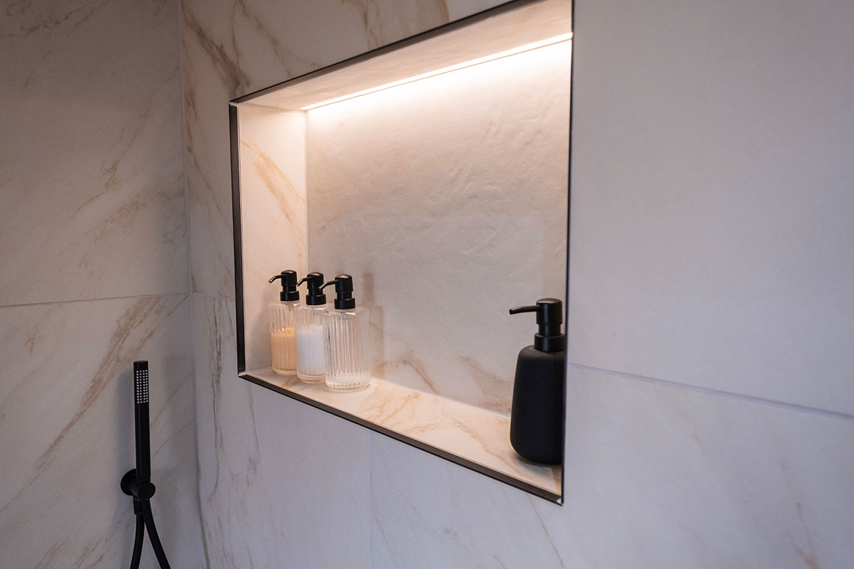 Lovely & inviting ensuite