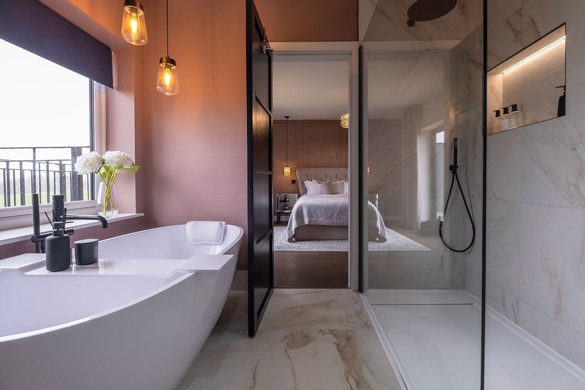 Lovely & inviting ensuite