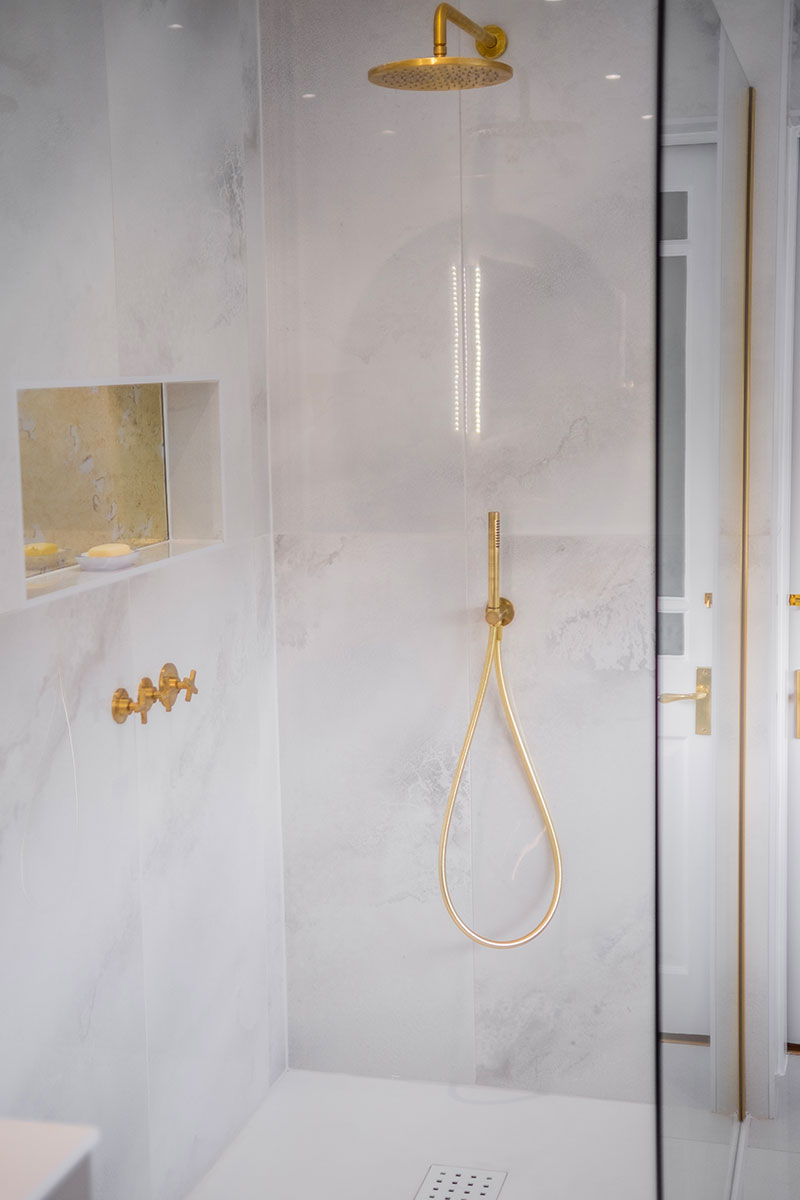 Luxurious & elegant ensuite